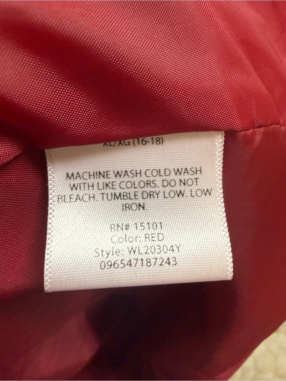 Women’s White Stag red button front raincoat EUC Size XL - Picture 12 of 12